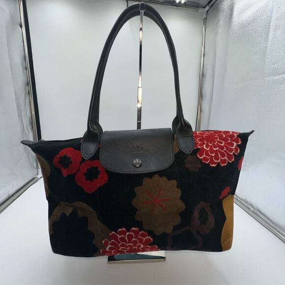 Longchamp Handbags - Longchamp RARE Velvet Floral Le Pliage Tote Bag